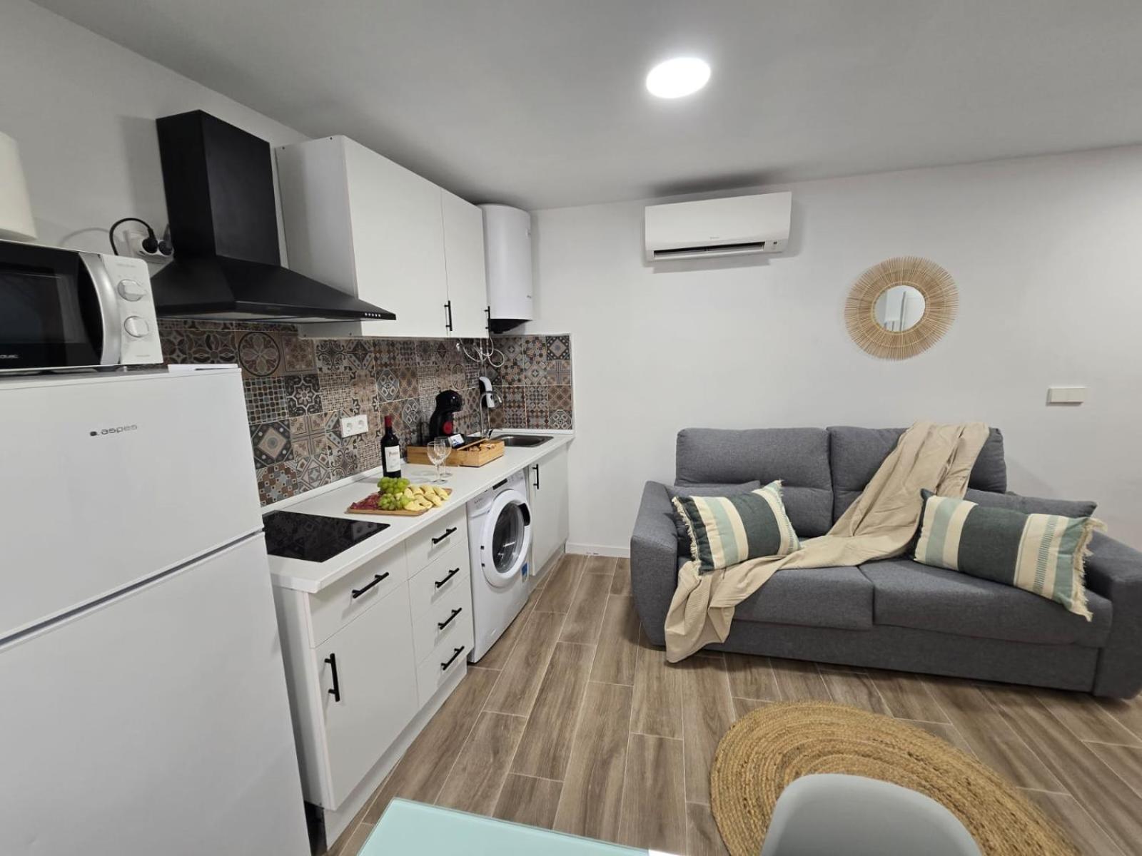 Suites Alameda Centro Levante بينايدورم المظهر الخارجي الصورة