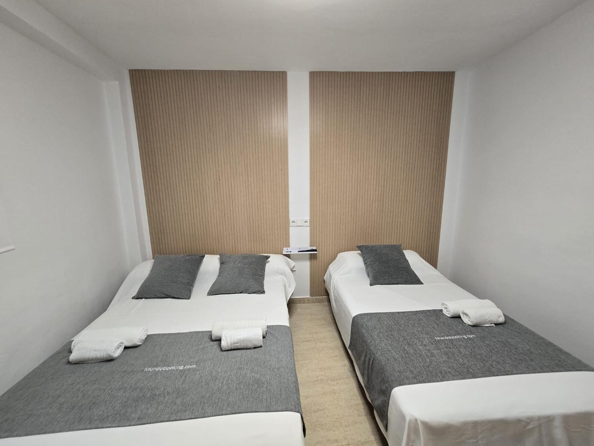 Suites Alameda Centro Levante بينايدورم المظهر الخارجي الصورة