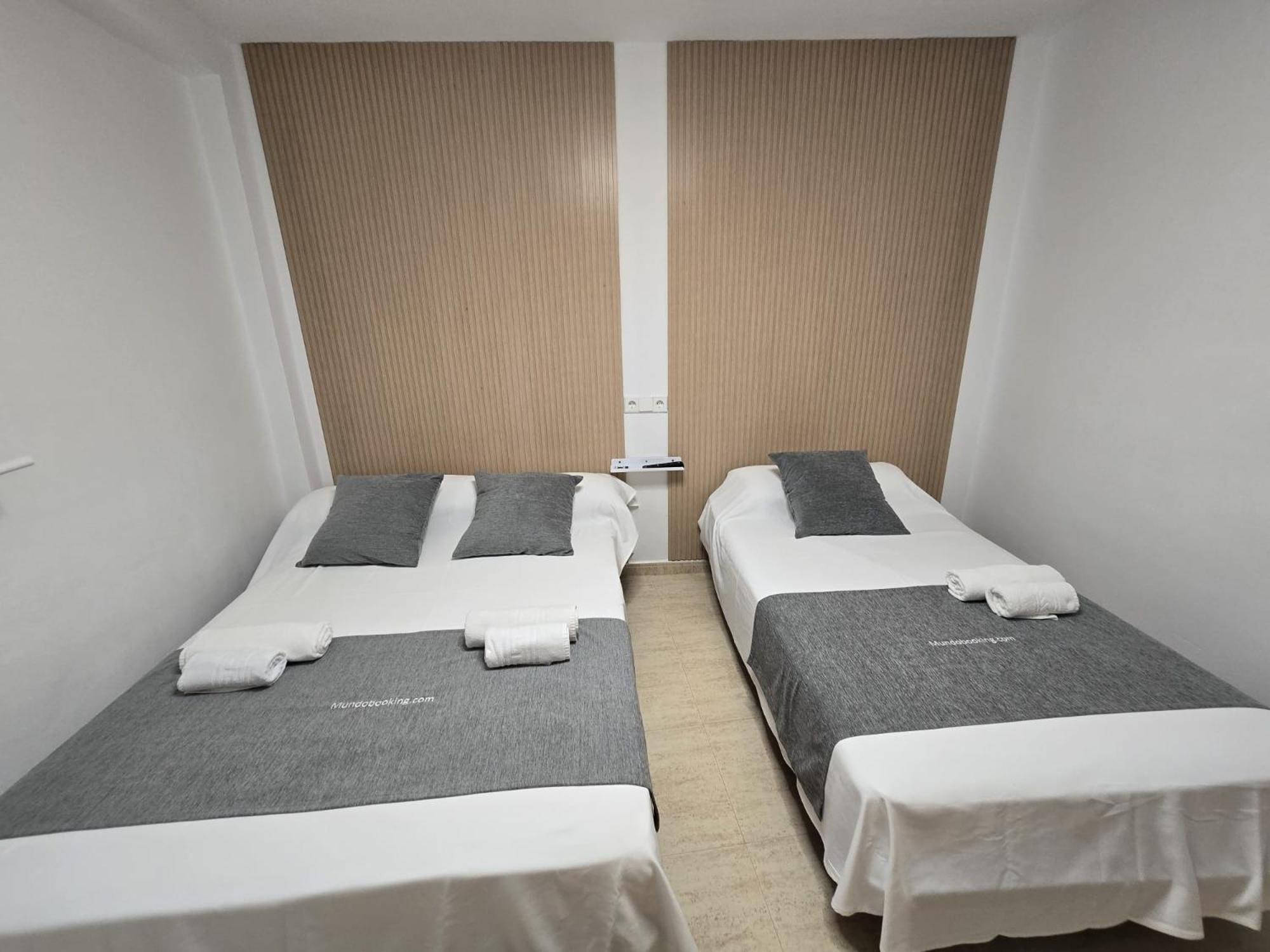 Suites Alameda Centro Levante بينايدورم المظهر الخارجي الصورة