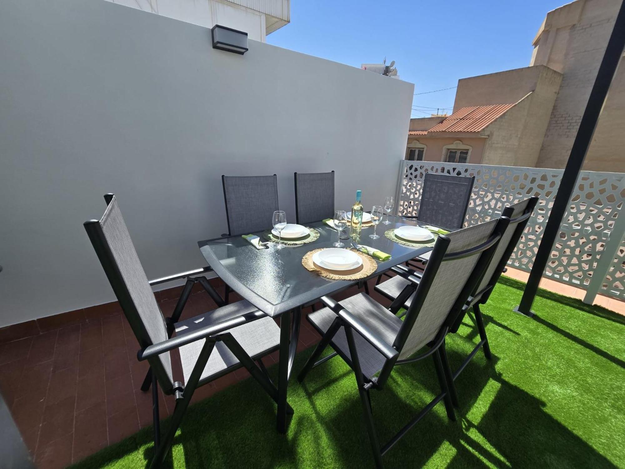 Suites Alameda Centro Levante بينايدورم المظهر الخارجي الصورة