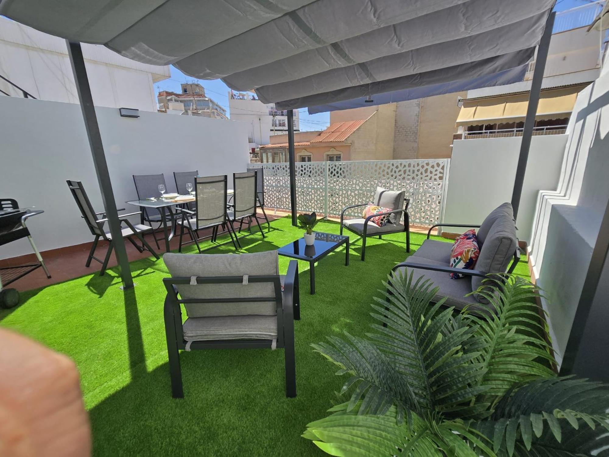 Suites Alameda Centro Levante بينايدورم المظهر الخارجي الصورة
