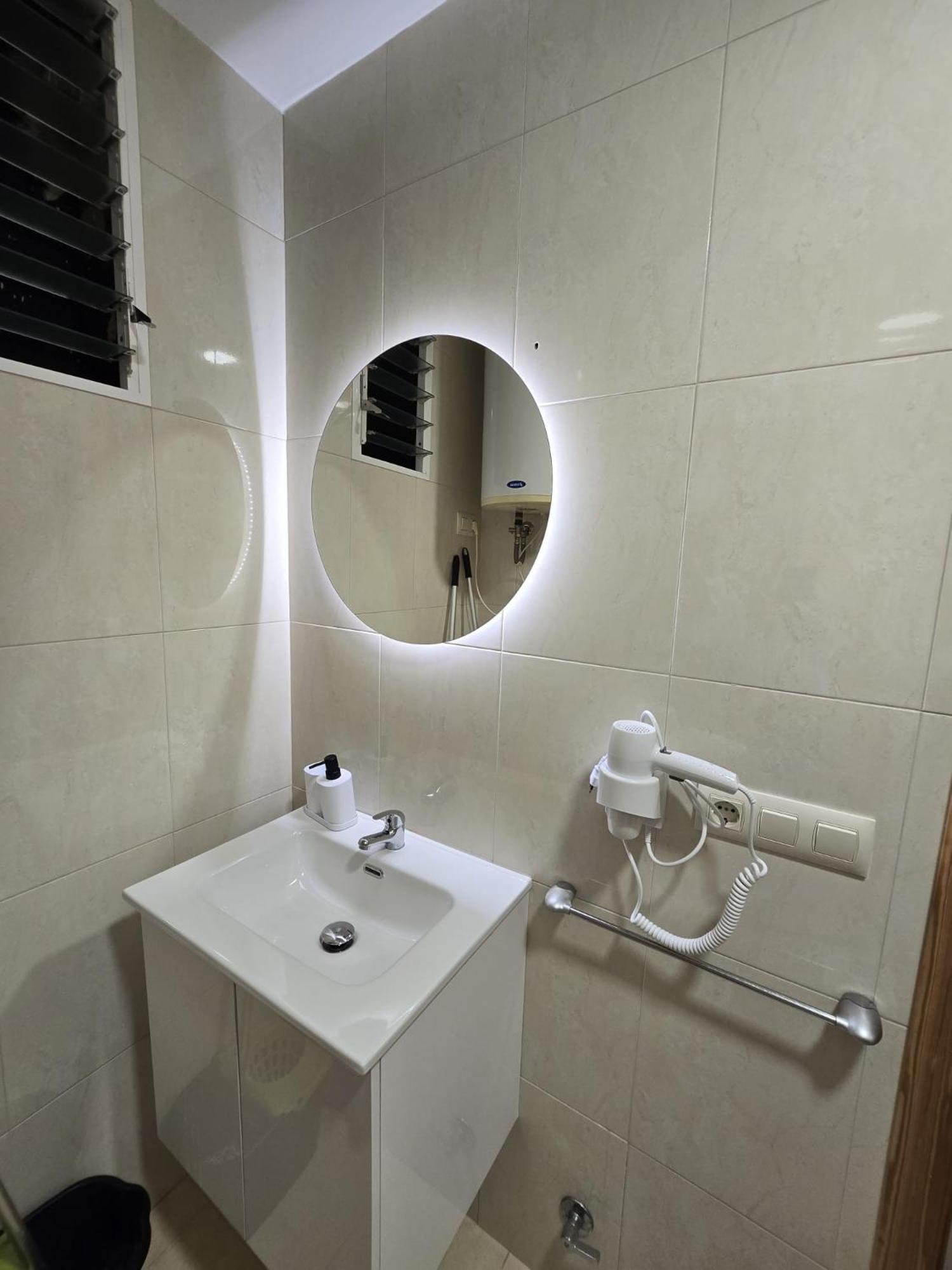 Suites Alameda Centro Levante بينايدورم المظهر الخارجي الصورة