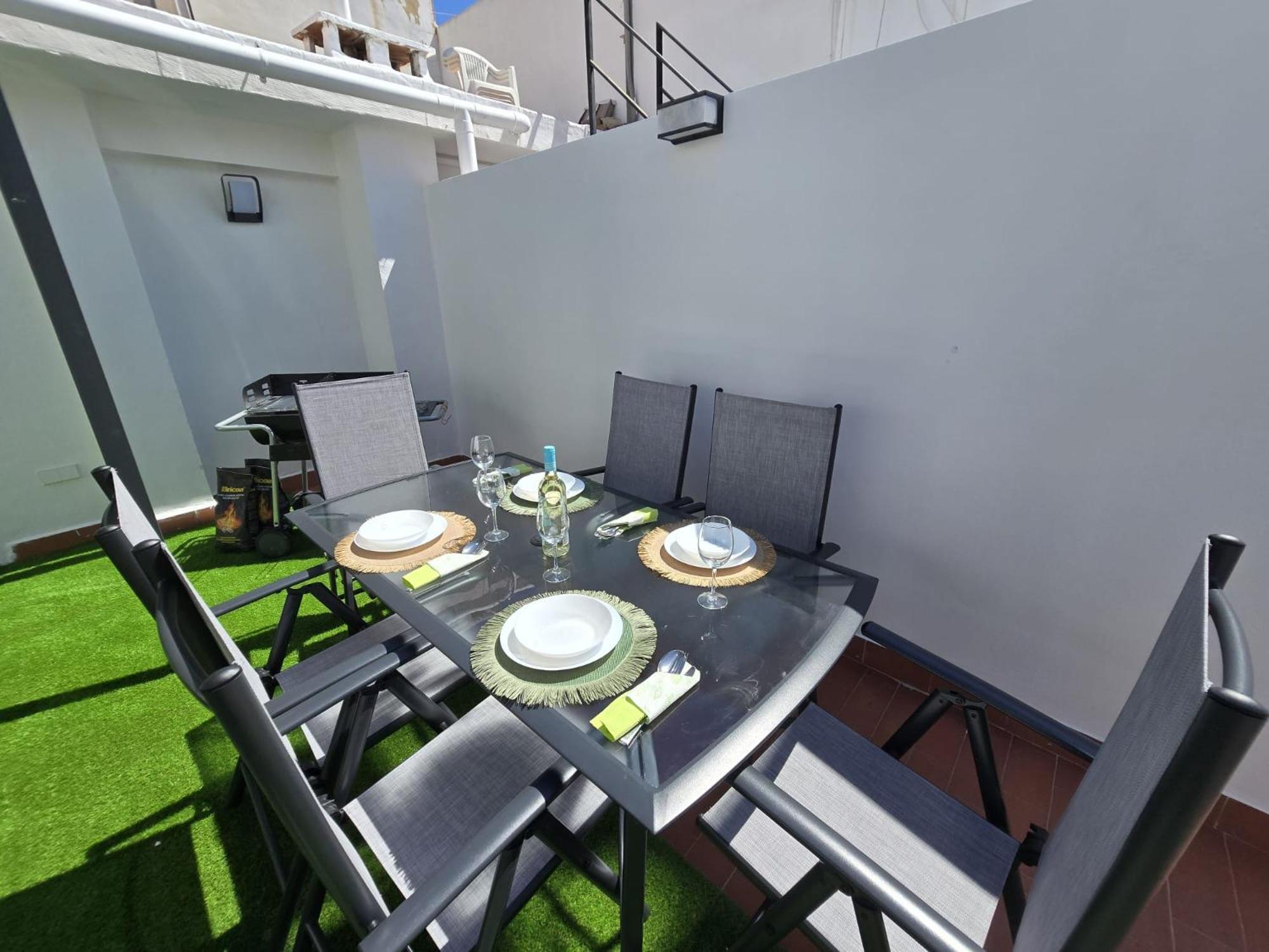 Suites Alameda Centro Levante بينايدورم المظهر الخارجي الصورة